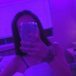 Meet your Posher, Sky